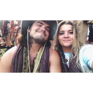 Meet your Posher, Devin